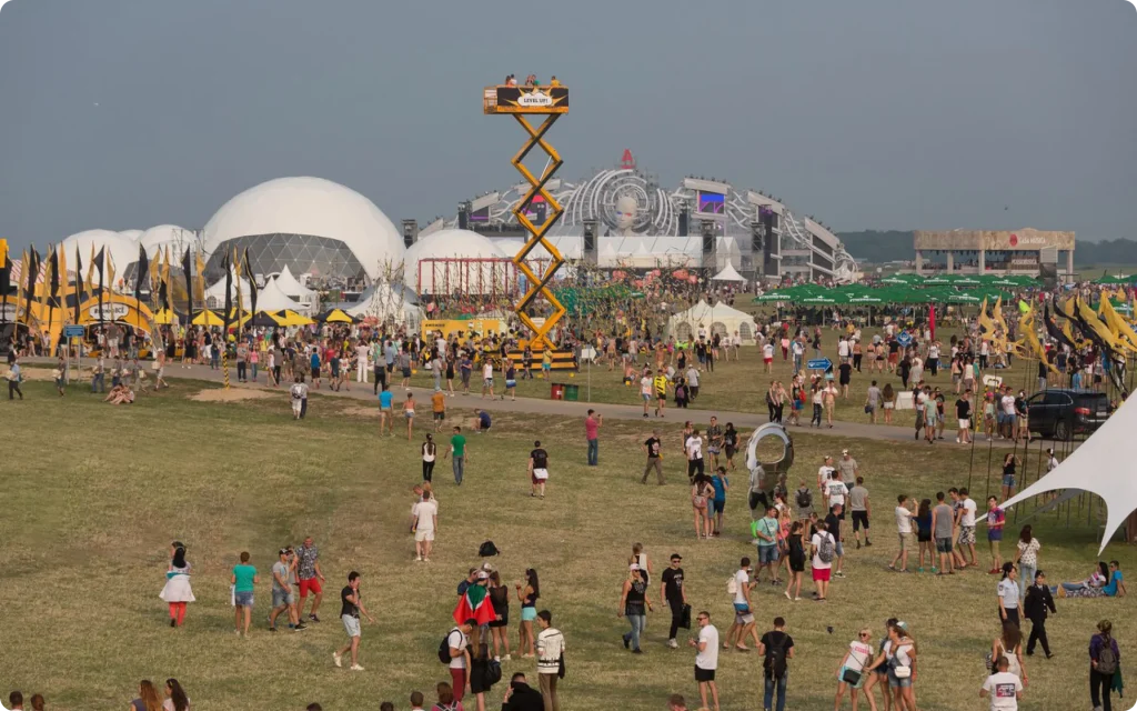 event dome, Glamping Domes and Tents